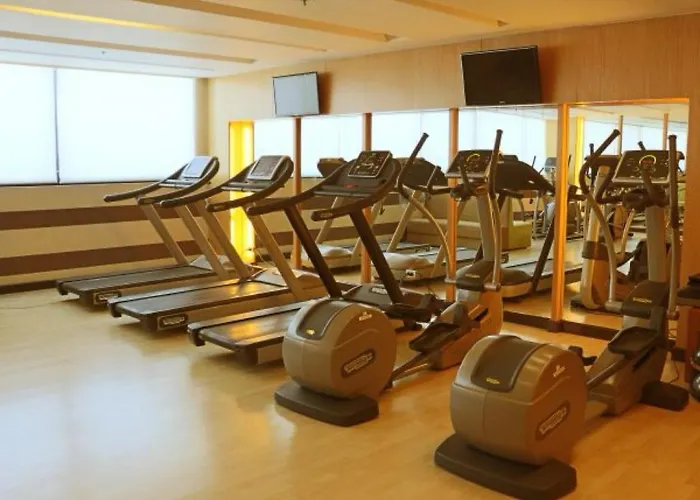 Spacious 1br Steps To Megamall Ortigas View Apartamento