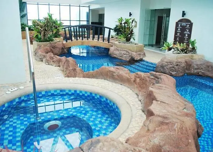 Spacious 1br Steps To Megamall Ortigas View