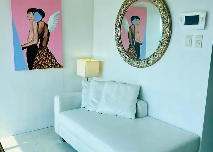 Spacious 1br Steps To Megamall Ortigas View